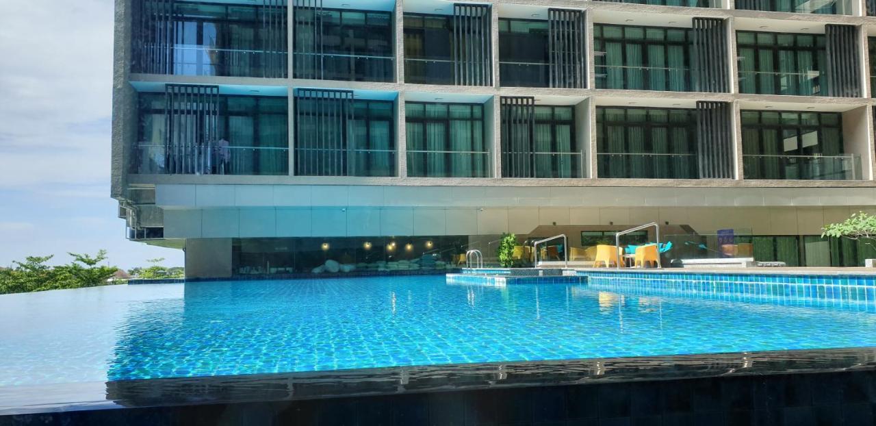 Elegant Living @ Riverson Soho 코타키나발루 외부 사진
